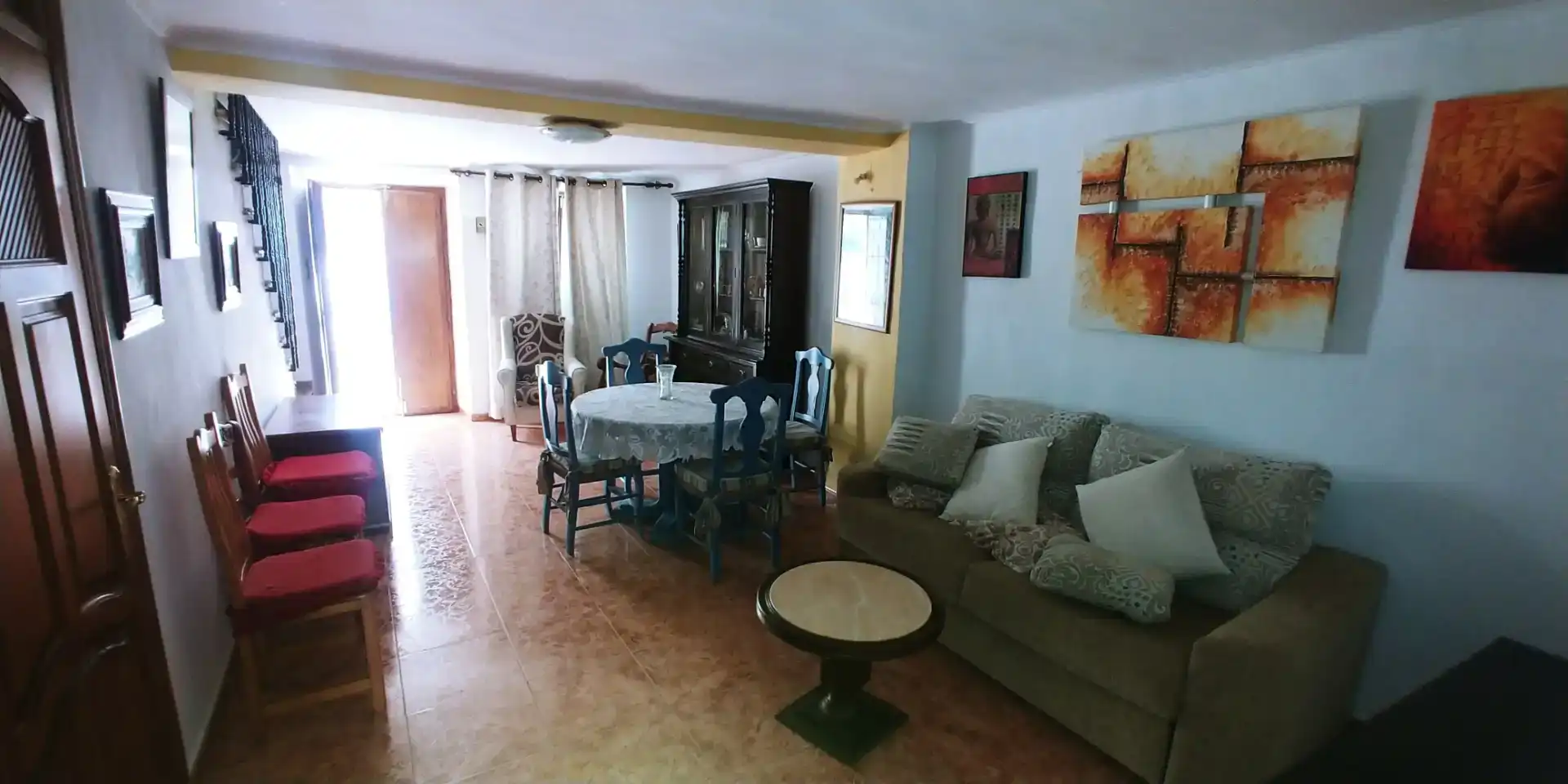 Sala d'estar de Casa adosada de lloguer en Cuevas del Becerro amb Aire condicionat, Moblat i Rentadora