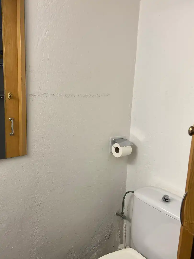 Baño de Local de alquiler en Figueres con Aire acondicionado