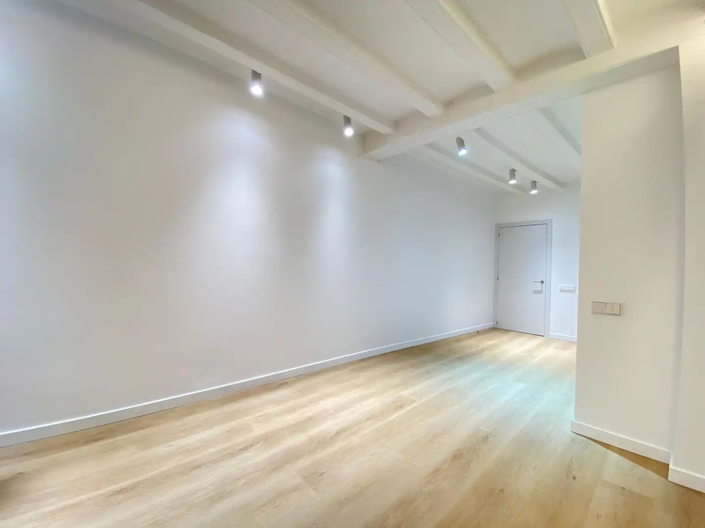Piso en venta en Barcelona con Aire acondicionado, Calefacción y Parquet