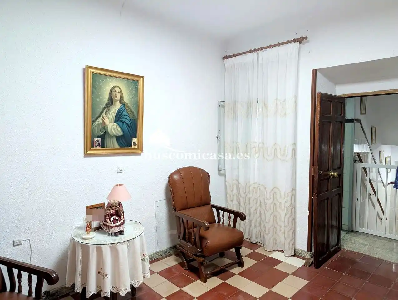 Sala d'estar de Casa adosada en venda en Jaén amb Aire condicionat, Terrassa i Balcó
