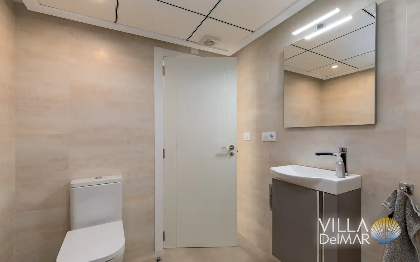 Bathroom of Houses for sale in Calpe / Calp  with Air Conditioner, Heating and Private garden