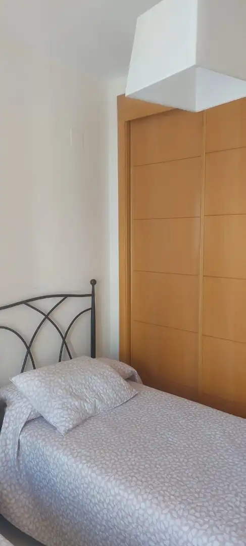 Schlafzimmer von Wohnung zur Miete in Manilva mit Klimaanlage, Heizung und Privatgarten