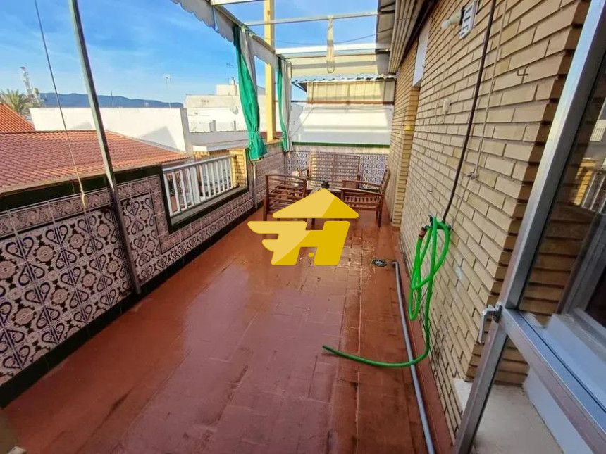Vista exterior de Àtic en venda en  Córdoba Capital amb Aire condicionat i Moblat