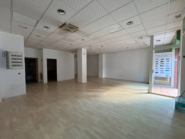 Local comercial en Alquiler en Bulevar - Plaza Castilla