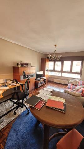 Piso en Venta en Avenida de Portugal en Laviada