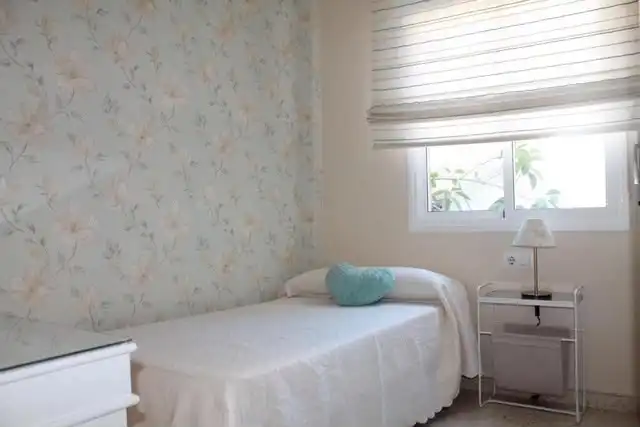 Habitación de Piso de alquiler en Sanlúcar de Barrameda con Aire acondicionado, Calefacción y Amueblado