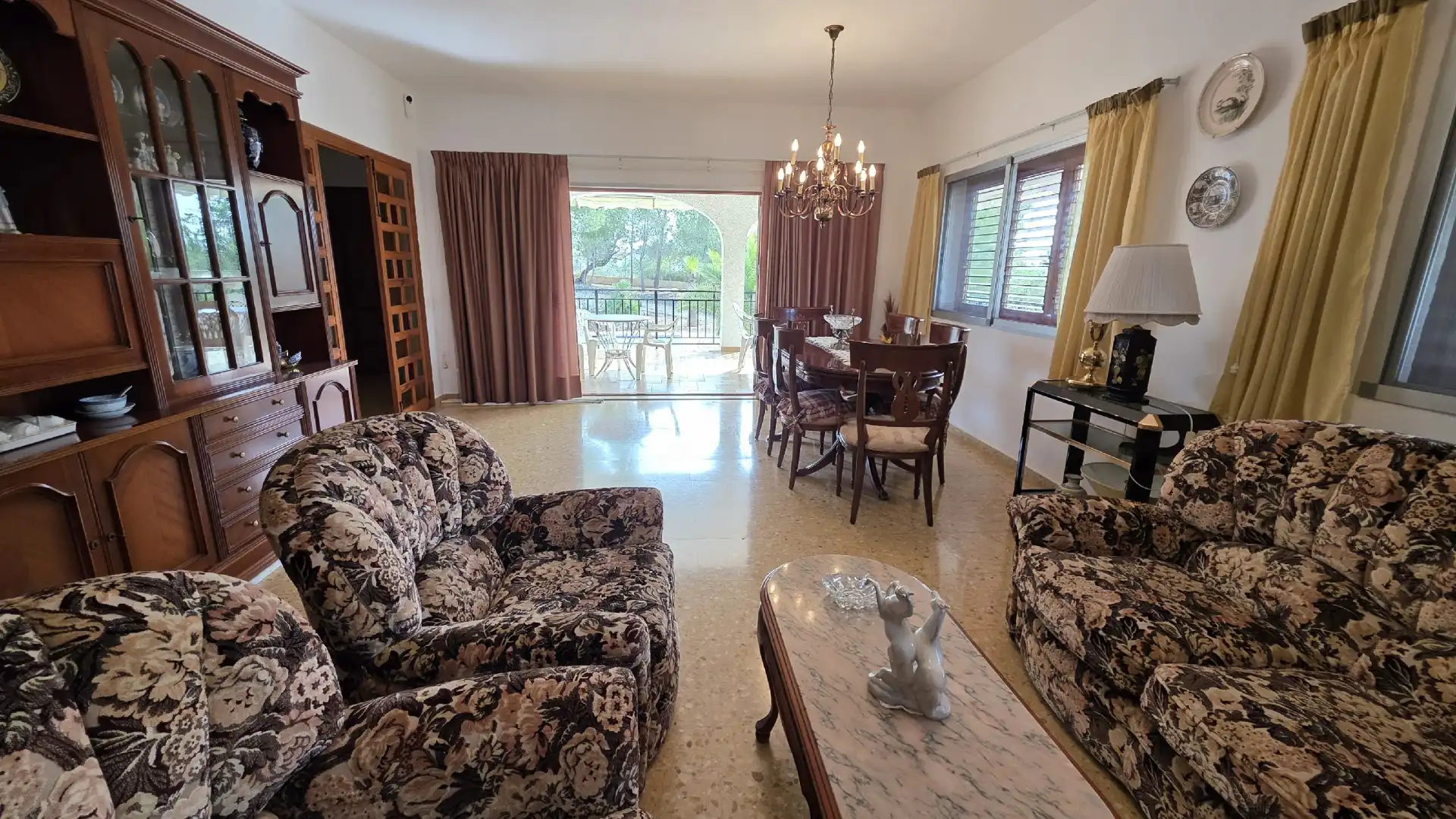 Sala d'estar de Casa o xalet en venda en Bétera amb Jardí privat, Terrassa i Traster