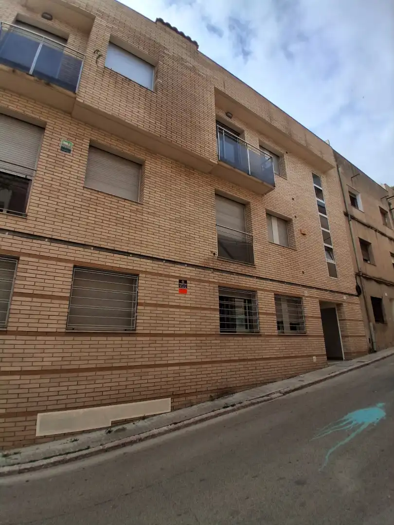 Exterior view of Flat for sale in L'Arboç  with Terrace and Oven