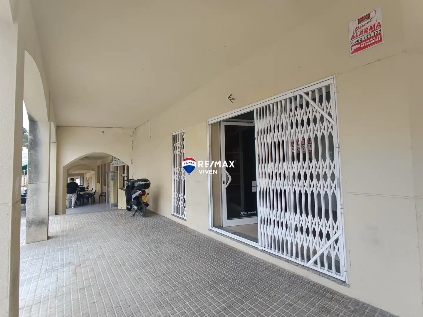 Vista exterior de Local en venta en Olivella con Terraza