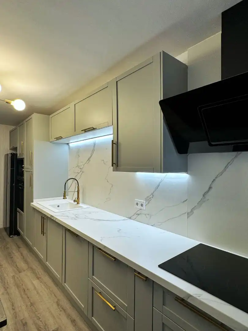 Küche von Maisonette zur Miete in Benahavís mit Klimaanlage, Terrasse und Abstellraum