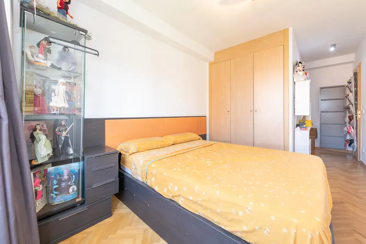 Bedroom of Flat for sale in Torrejón de Ardoz  with Air Conditioner, Heating and Storage room