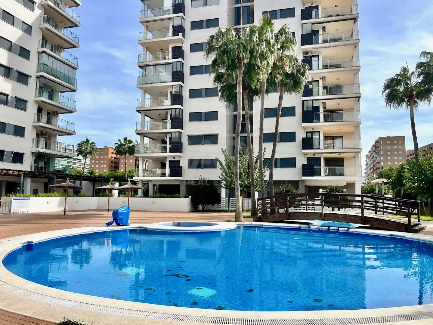 Piscina de Pis en venda en Oropesa del Mar / Orpesa amb Aire condicionat, Calefacció i Terrassa