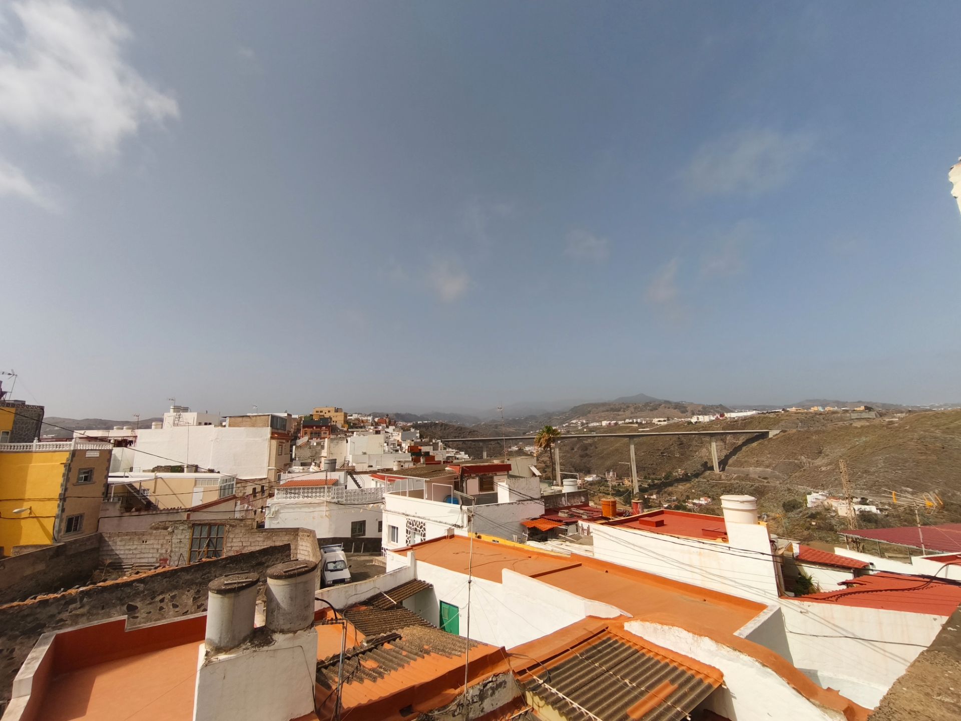 Vista exterior de Casa adosada en venda en Las Palmas de Gran Canaria amb Terrassa i Traster