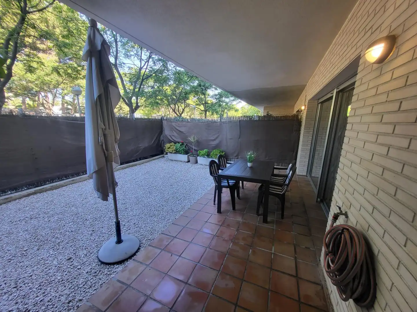 Terrasse von Erdgeschoss zum Verkauf in Salou mit Klimaanlage, Heizung und Terrasse
