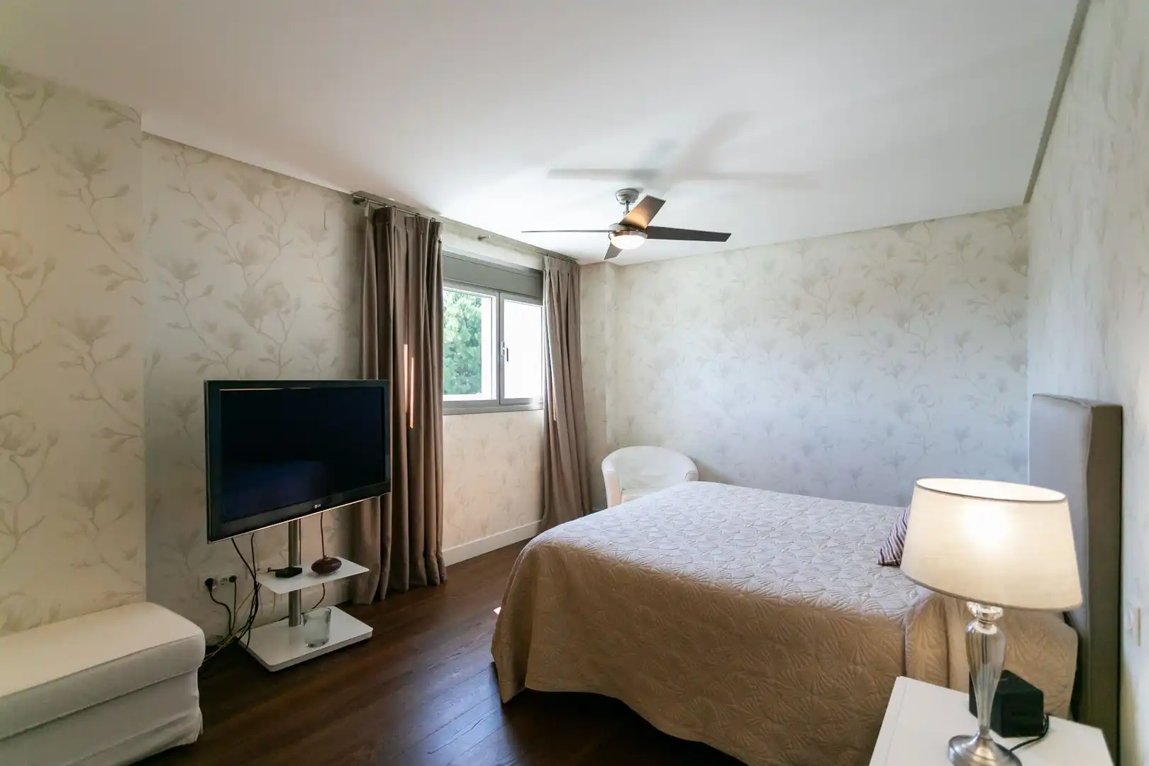 Bedroom of Houses for sale in Boadilla del Monte  with Heating, Private garden and Storage room
