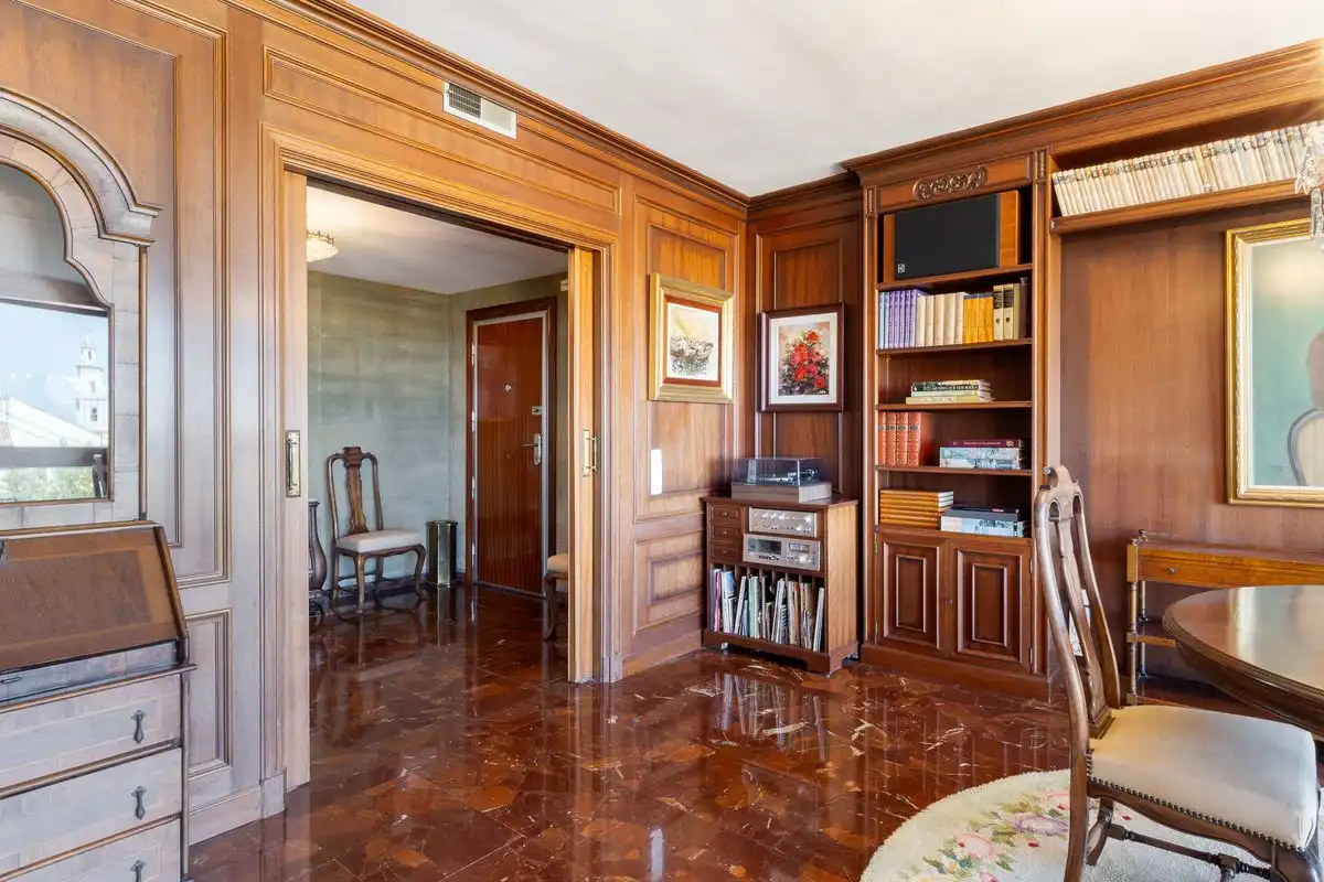Flat with lift for sale in Pg. de les Germanies, imagen 5