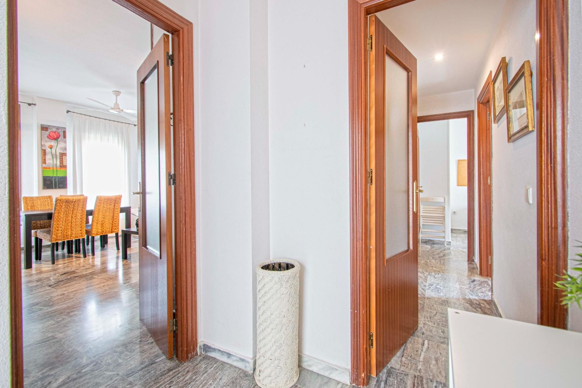 Flat for sale in  Sevilla Capital  with Air Conditioner and Community pool
