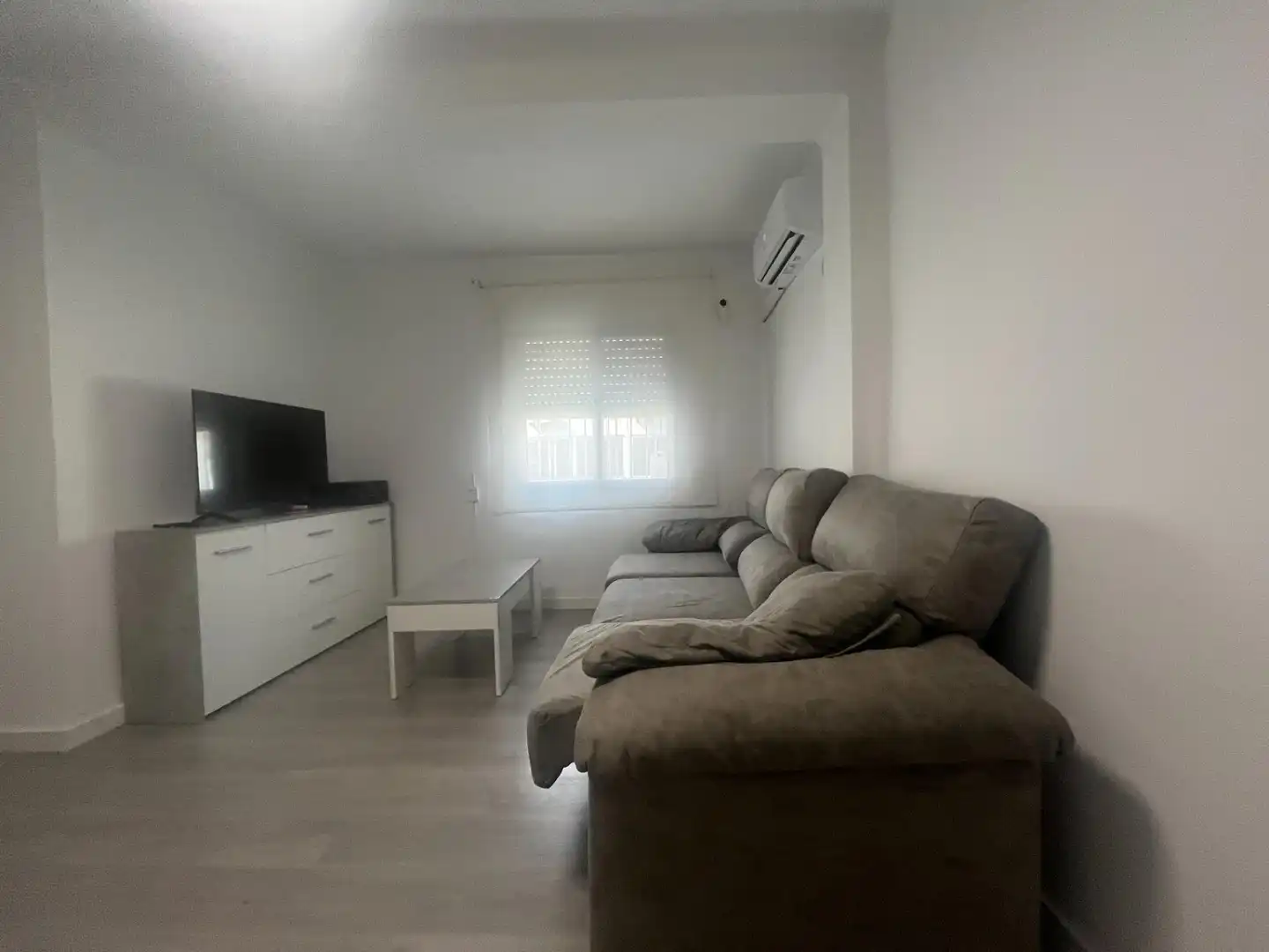 Sala d'estar de Pis en venda en Jerez de la Frontera amb Aire condicionat