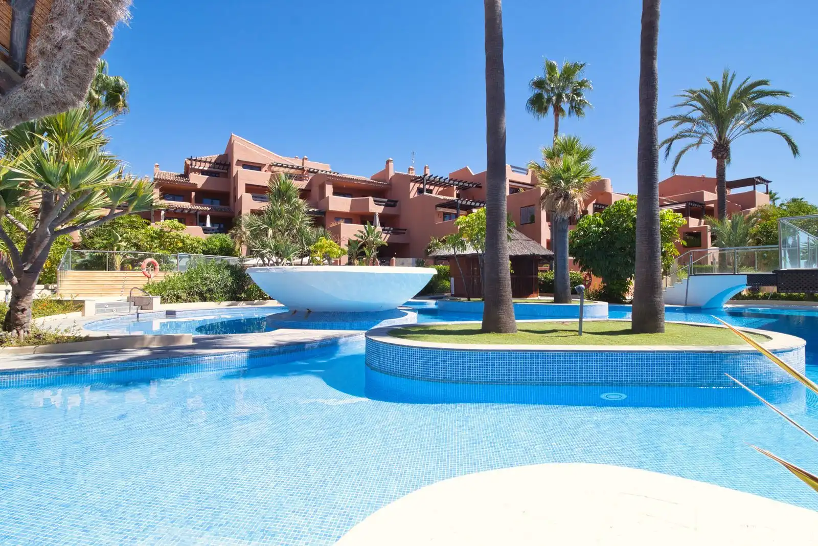 Apartament amb piscina en venda a Calle Océano Ártico 3, imagen 27