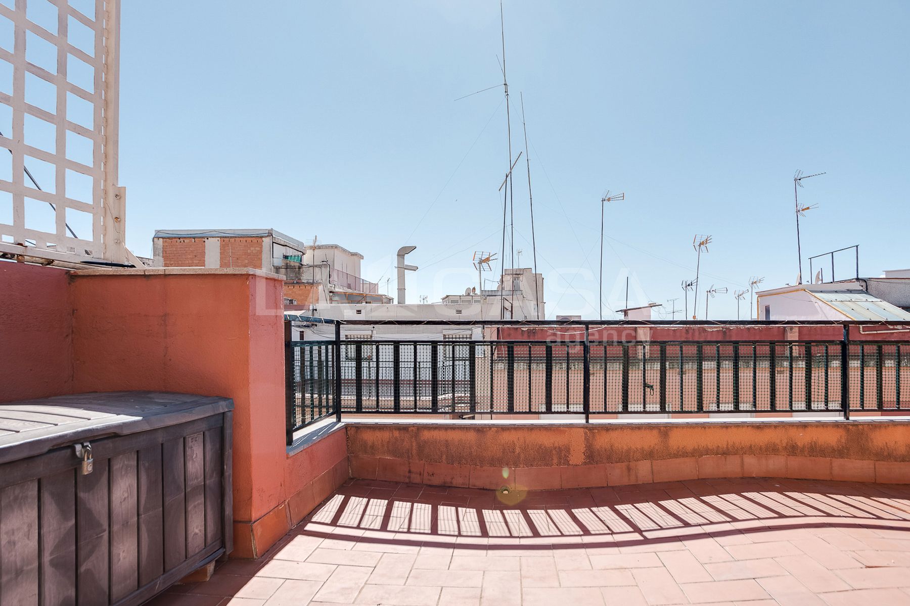 Terrace of Attic for sale in L'Hospitalet de Llobregat  with Terrace