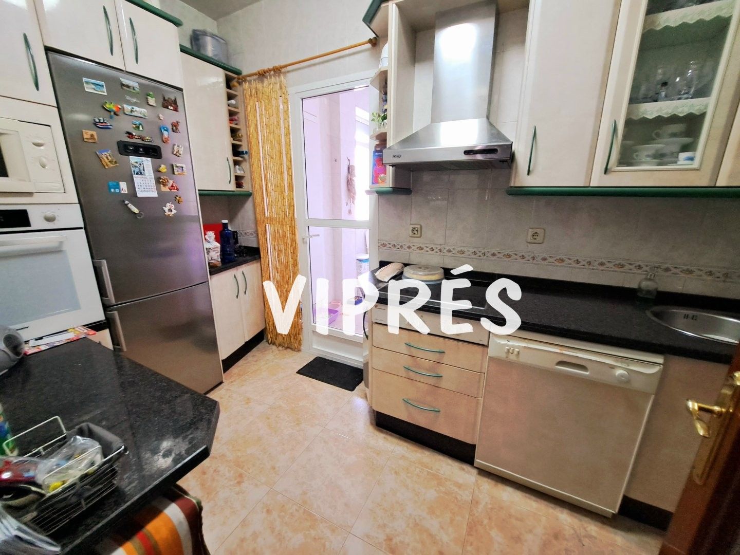 Cuina de Pis en venda en Mérida amb Aire condicionat