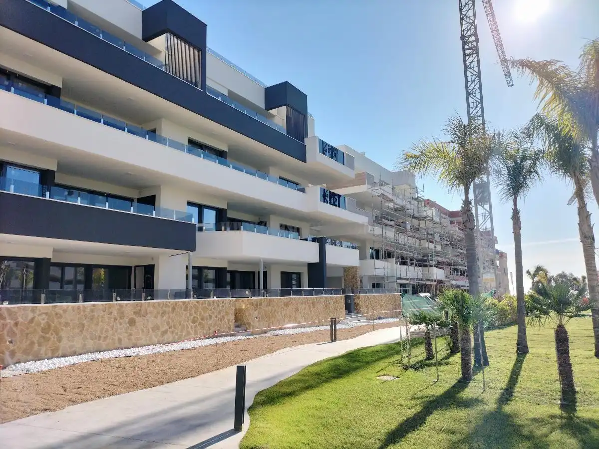 Apartamento con piscina en venta en Orihuela Costa, imagen 33