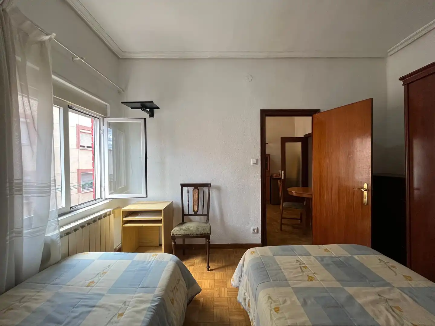 Habitación de Piso de alquiler en Valladolid con Calefacción, Amueblado y Horno