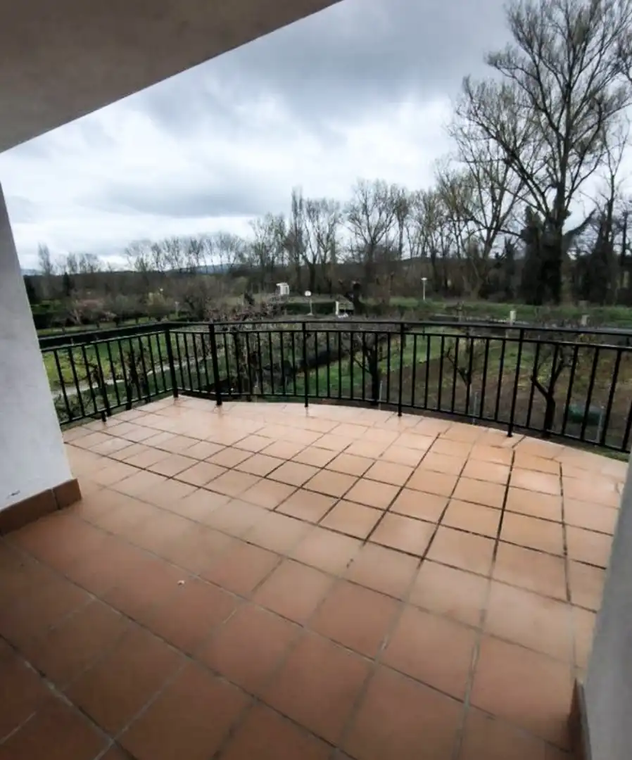Terraza de Casa o chalet en venta en Medina de Pomar con Calefacción, Jardín privado y Terraza