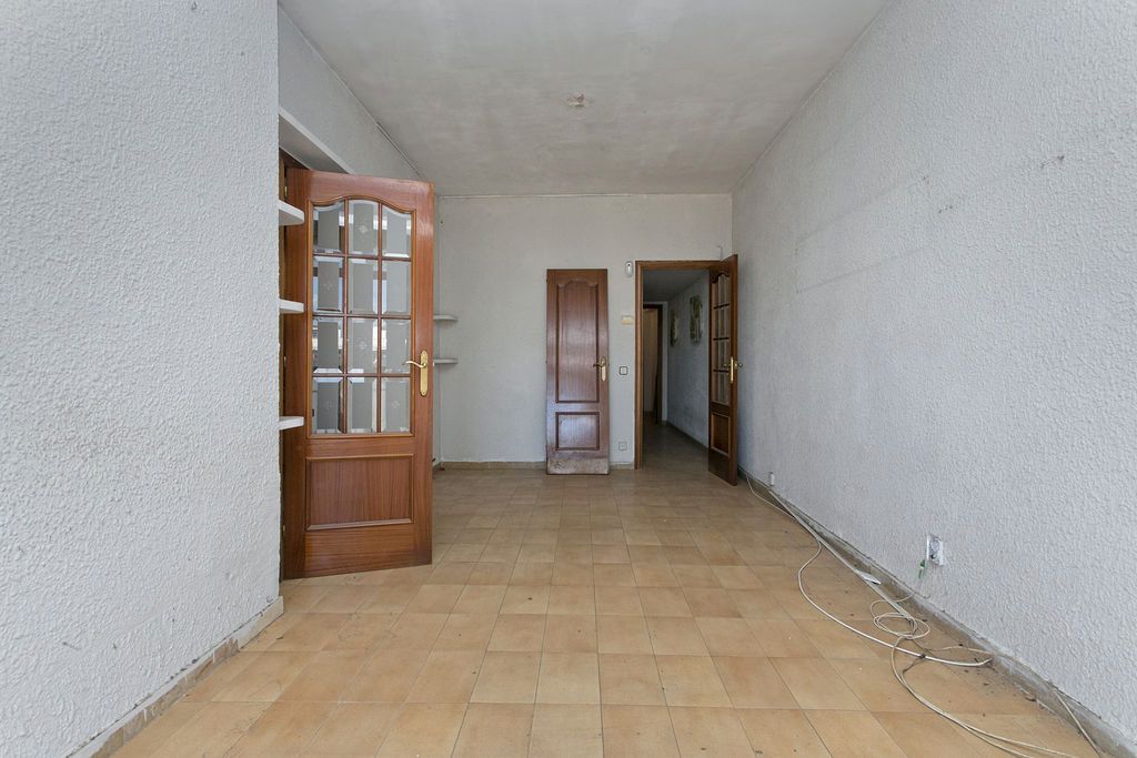 Flat for sale in Badalona