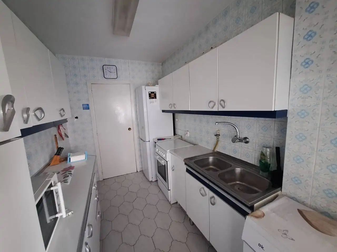 Kitchen of Flat for rent in Fuenlabrada  with Air Conditioner, Heating and Storage room