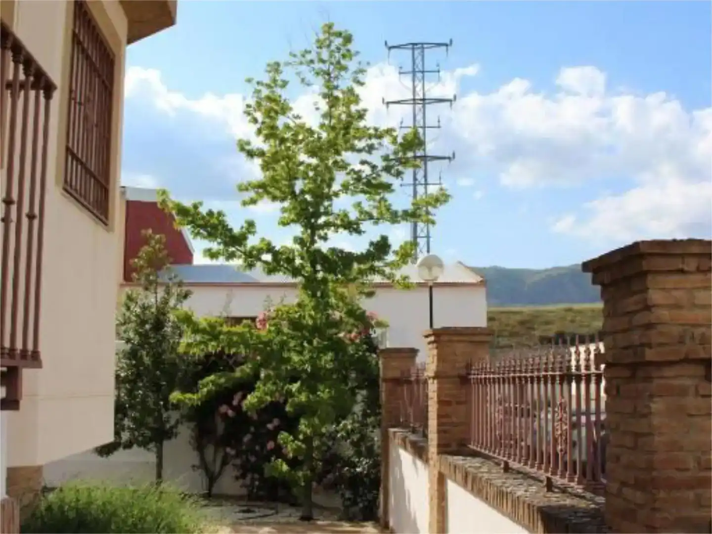 Vista exterior de Casa o chalet en venta en Campillo de Arenas con Jardín privado, Trastero y Balcón