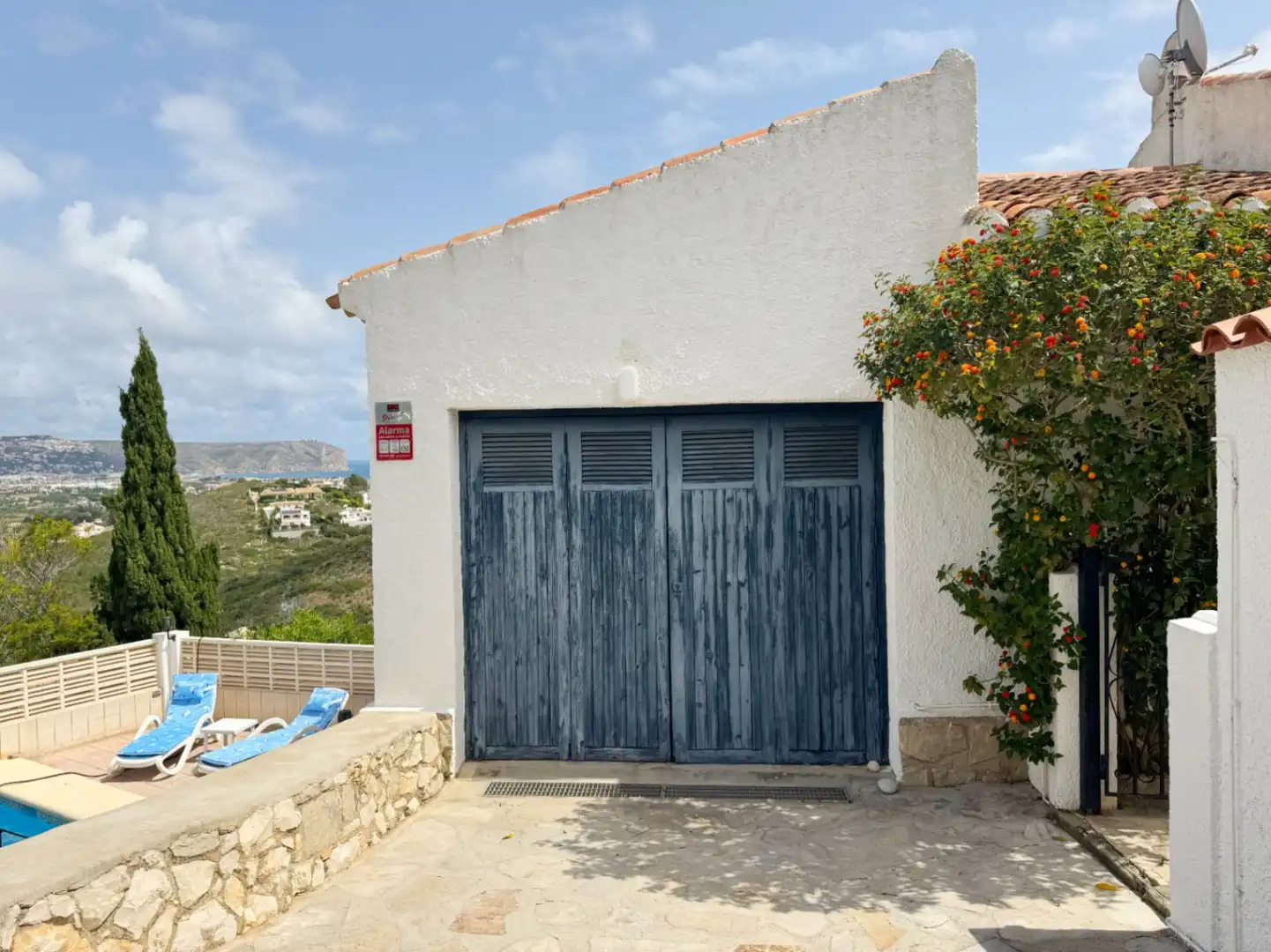 Vista exterior de Casa o chalet en venta en Jávea / Xàbia con Aire acondicionado, Calefacción y Piscina