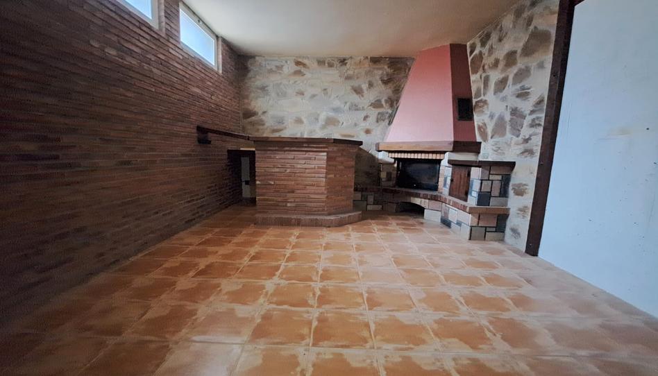 Photo 1 of House or chalet for sale in Calle Torrelapaja, Cadrete, Zaragoza