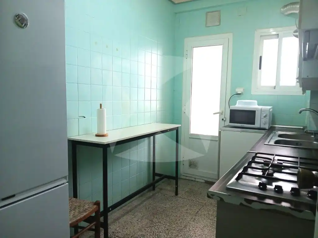 Cocina de Piso de alquiler en Cáceres con Terraza y Amueblado