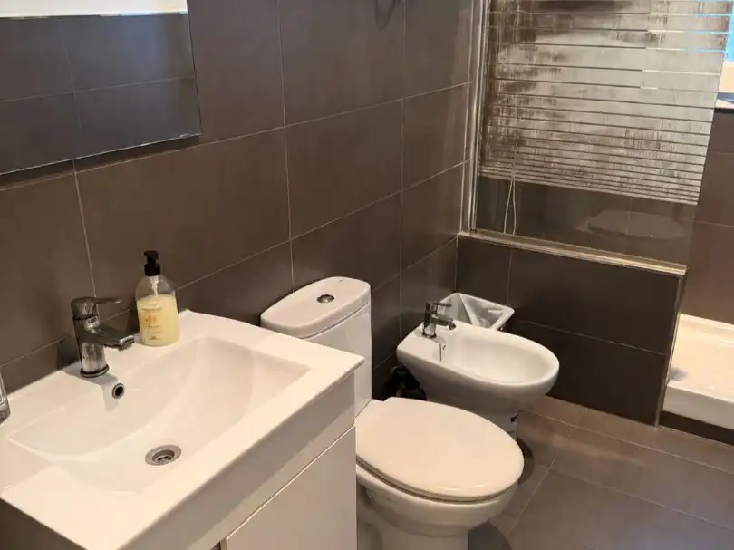 Bathroom of Office for rent in Valencia  with Air Conditioner, Heating and Terrace