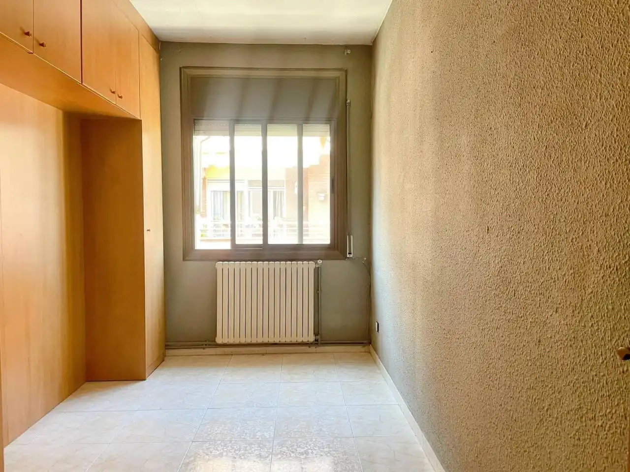 Schlafzimmer von Wohnung zum Verkauf in Cerdanyola del Vallès mit Heizung und Balkon