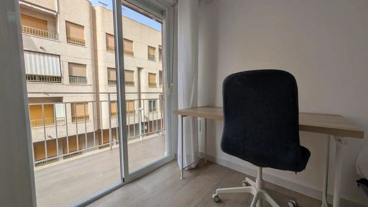 Schlafzimmer von Wohnung zur untervermieten in Elche / Elx