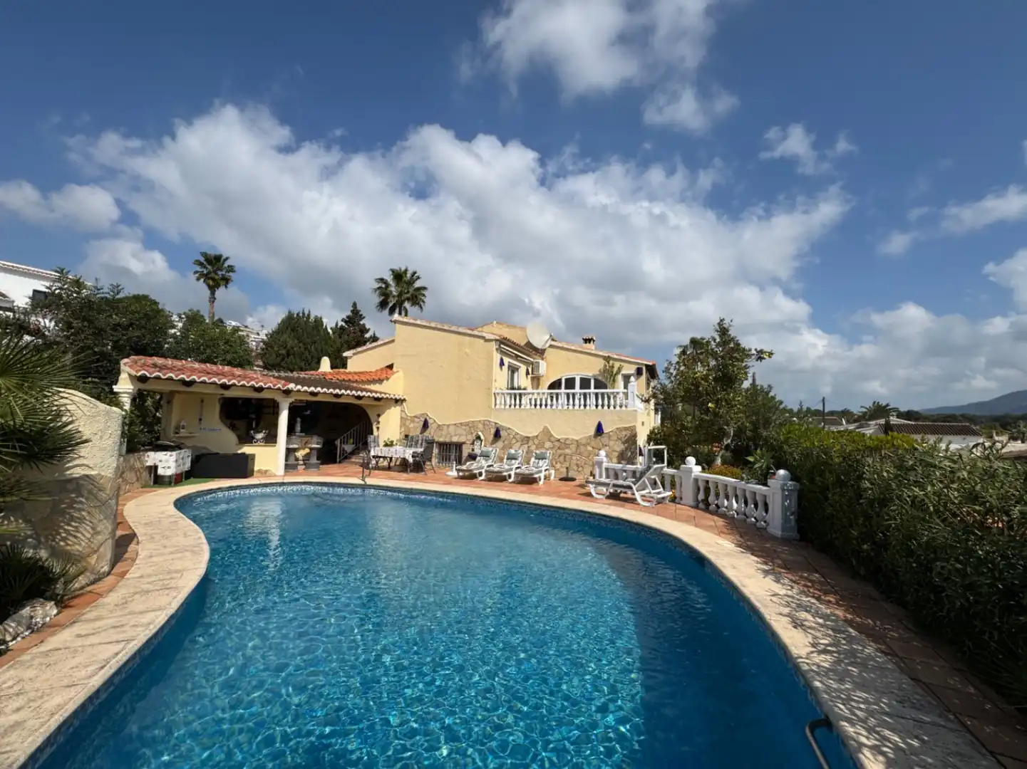 Villa mit Pool zum Verkauf in Benimeit - Tabaira