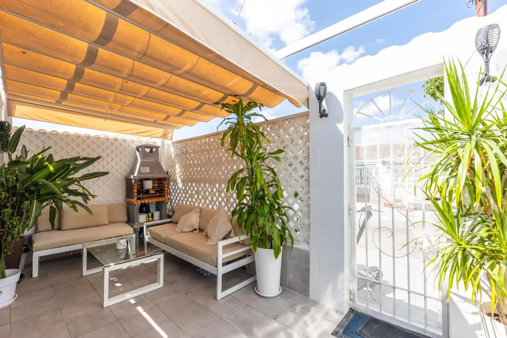 Bungalow con piscina en venta en Zona Carrefour - Urbanizaciones, imagen 7