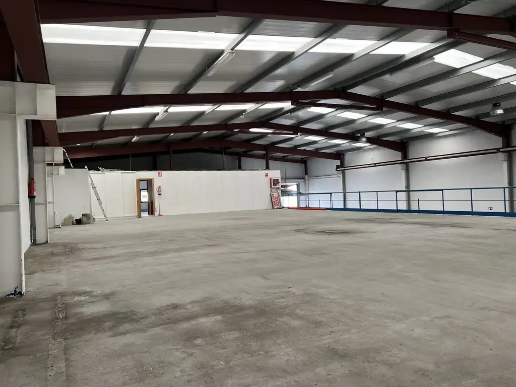 Industriegebäude zur Miete in Rúa dos Transportes 177, imagen 23