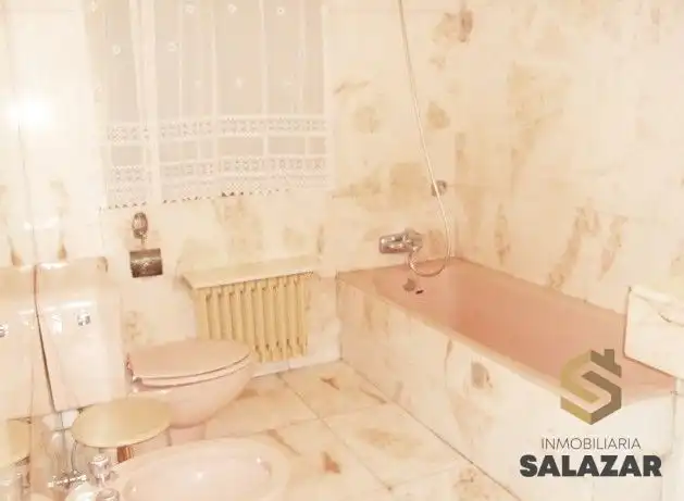 Wohnung zur Miete in Don Diego López Haroko Kale Nagusia., Ensanche - Moyua - Diputación