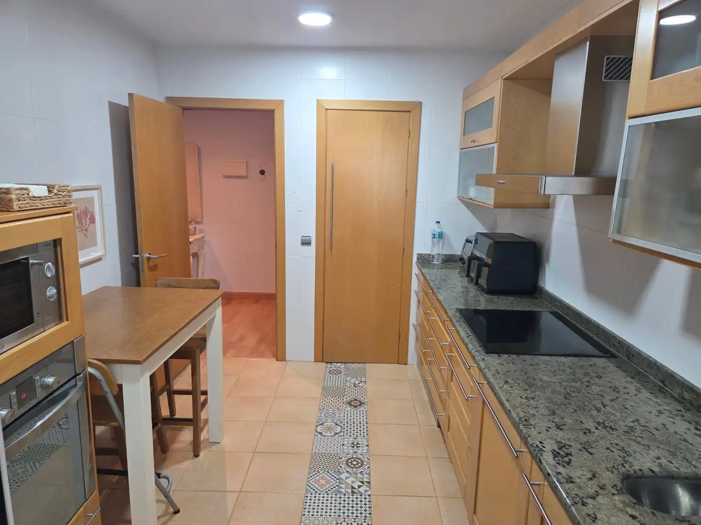 Küche von Wohnung zur Miete in Málaga mit Klimaanlage, Parkett und Möbliert