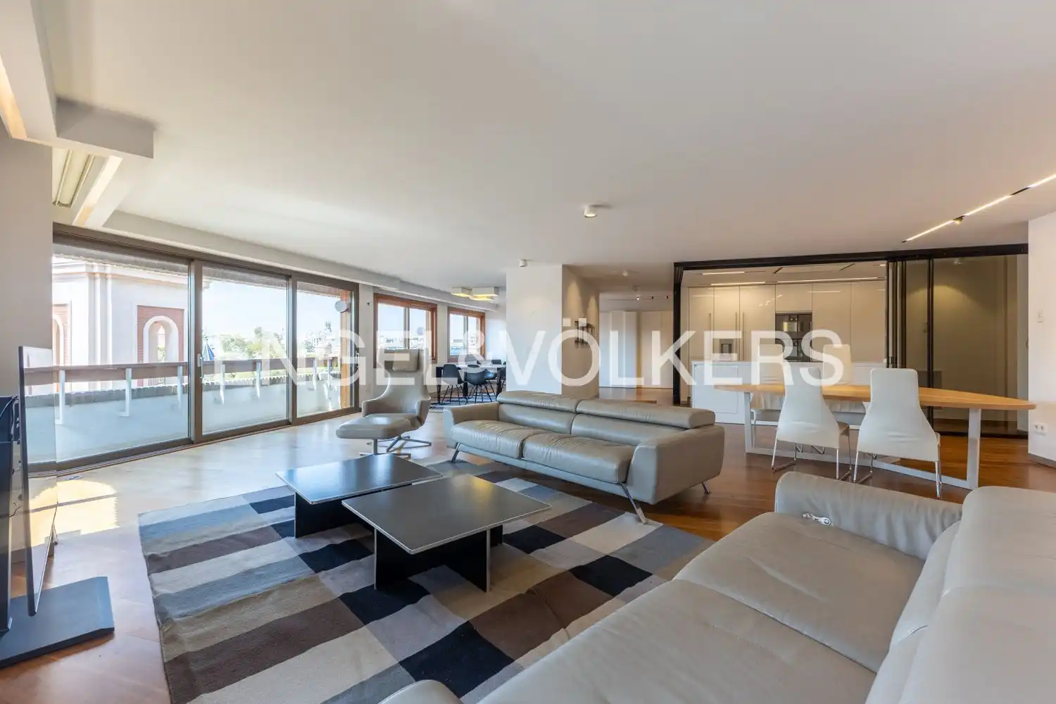Sala d'estar de Pis de lloguer en Valencia amb Aire condicionat, Calefacció i Parquet