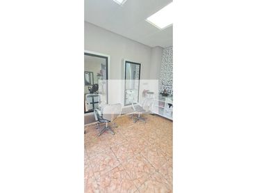 Locale commerciale in affitto a Plaza Ca n´Oriac