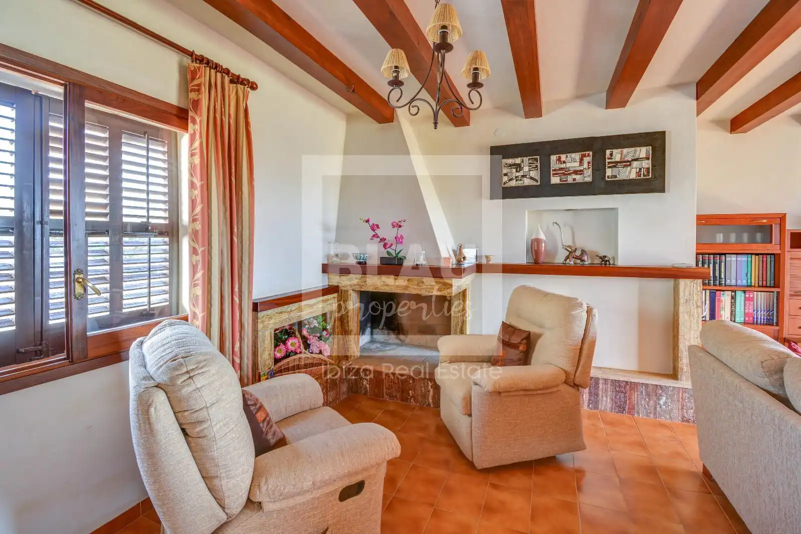Living room of Houses for sale in Sant Josep de sa Talaia  with Air Conditioner, Terrace and Storage room