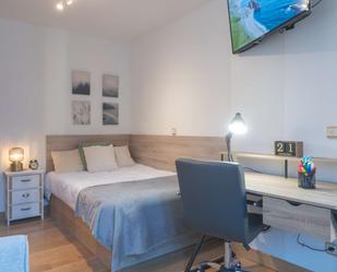 Bedroom of Flat to share in  Madrid Capital  with Air Conditioner and Terrace