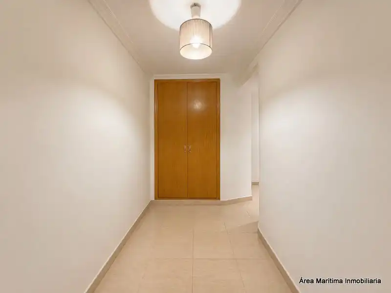 Piso de alquiler en Valencia con Aire acondicionado, Calefacción y Horno