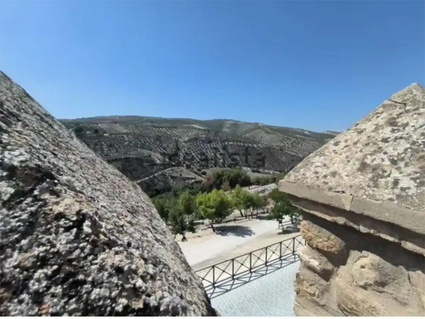 Vista exterior de Dúplex en venta en Baena con Amueblado