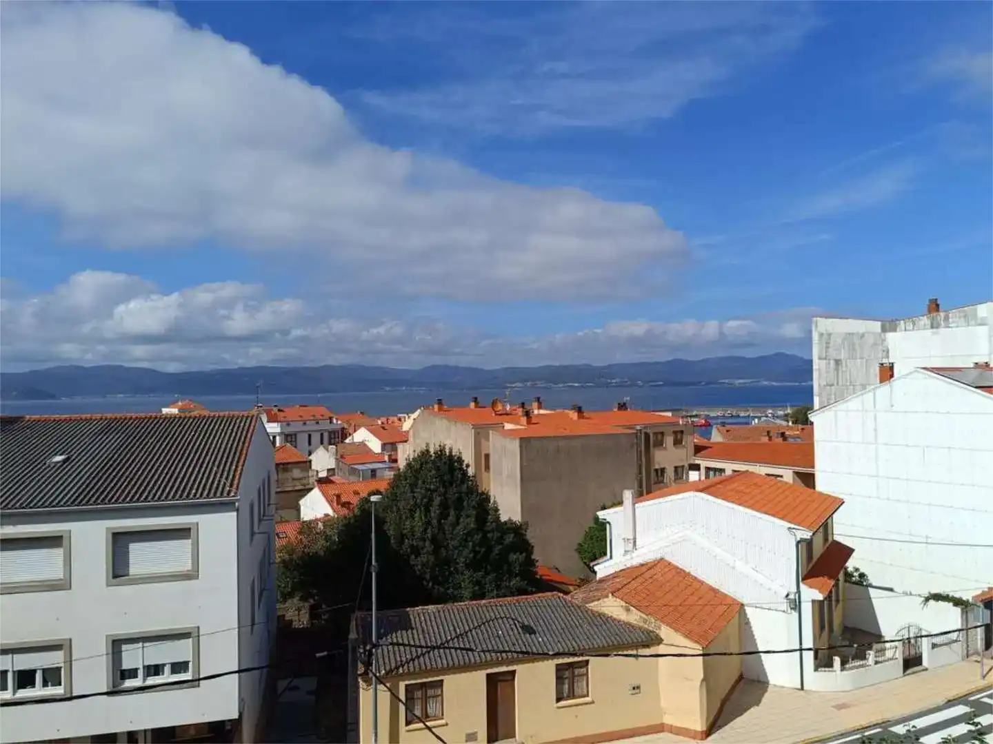 Vista exterior de Casa o xalet en venda en Porto do Son, A Coruña