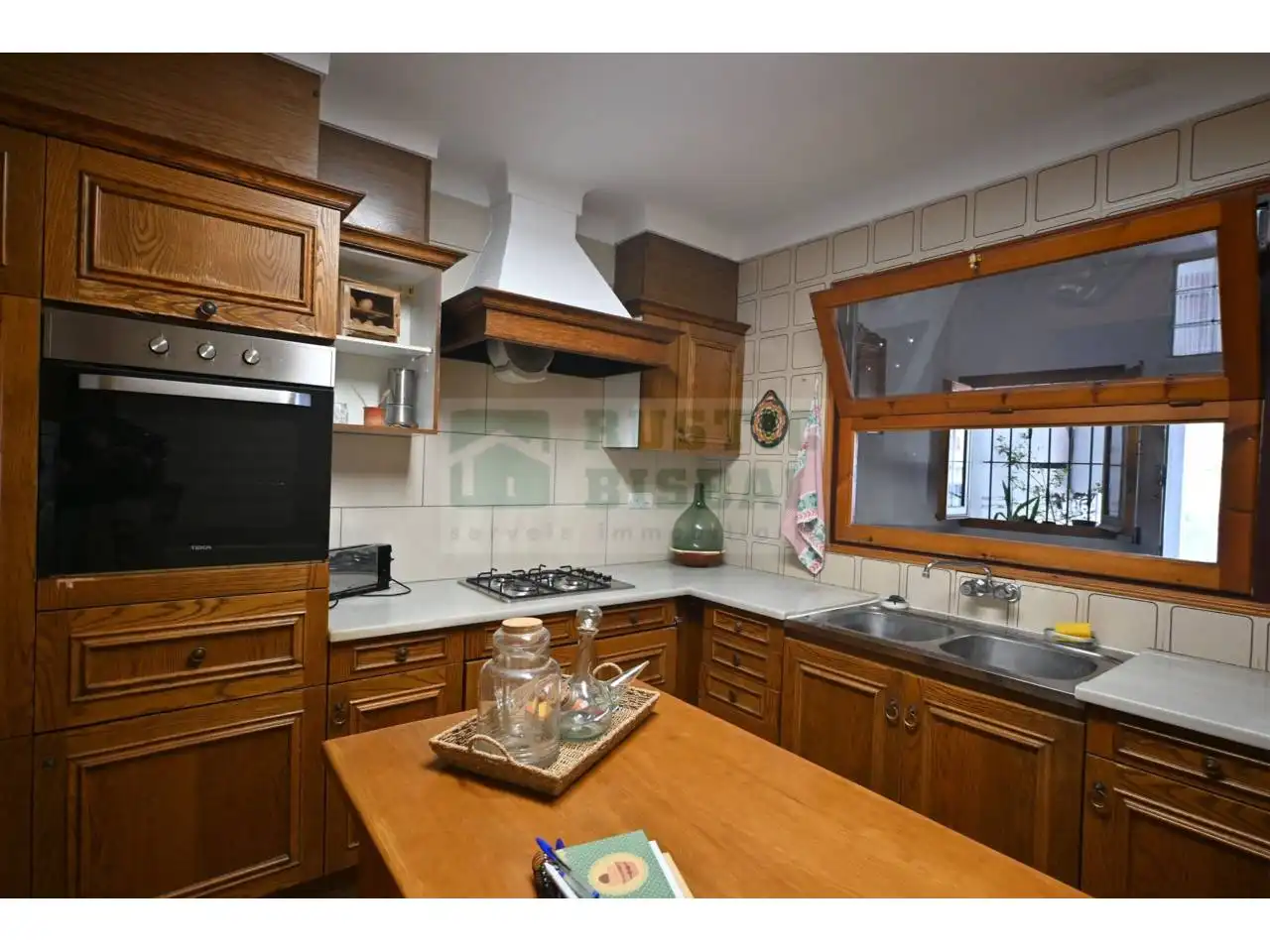 Kitchen of Country homes for rent in Sant Joan de Mollet  with Heating